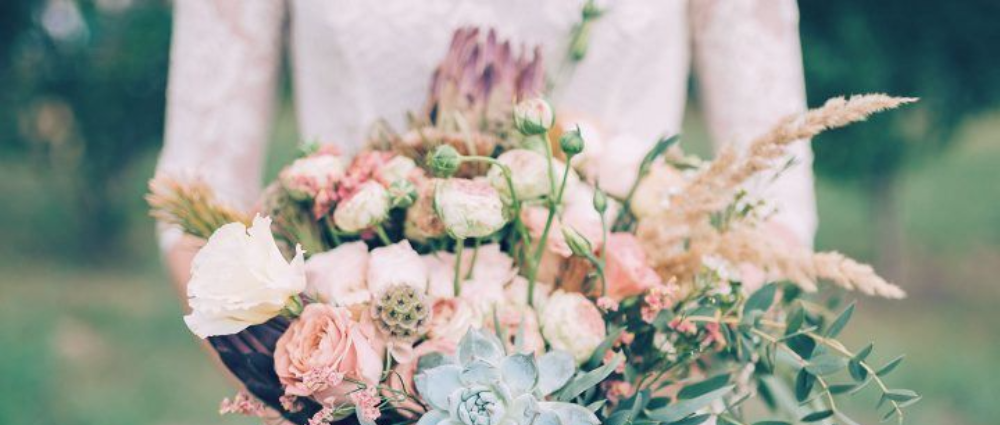Свадебный декор: 7 цветочных лайфхаков