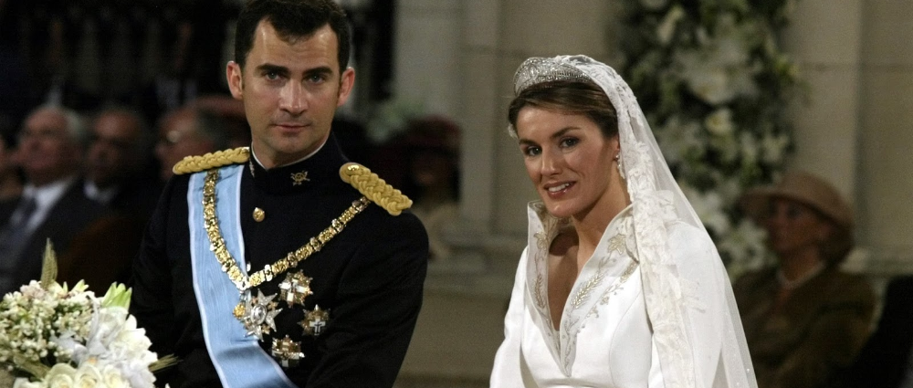 Бриллиантовая тиара королевской семьи Испании: украшение можно будет купить на аукционе