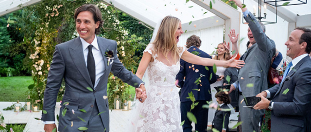 Первые фотографии свадьбы Гвинет Пэлтроу и Брэда Фэлчака: звездные гости, платье Valentino и ужин на террасе