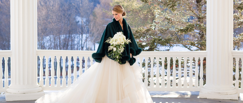 Цветы для зимней свадьбы: 10 самых морозоустойчивых вариантов