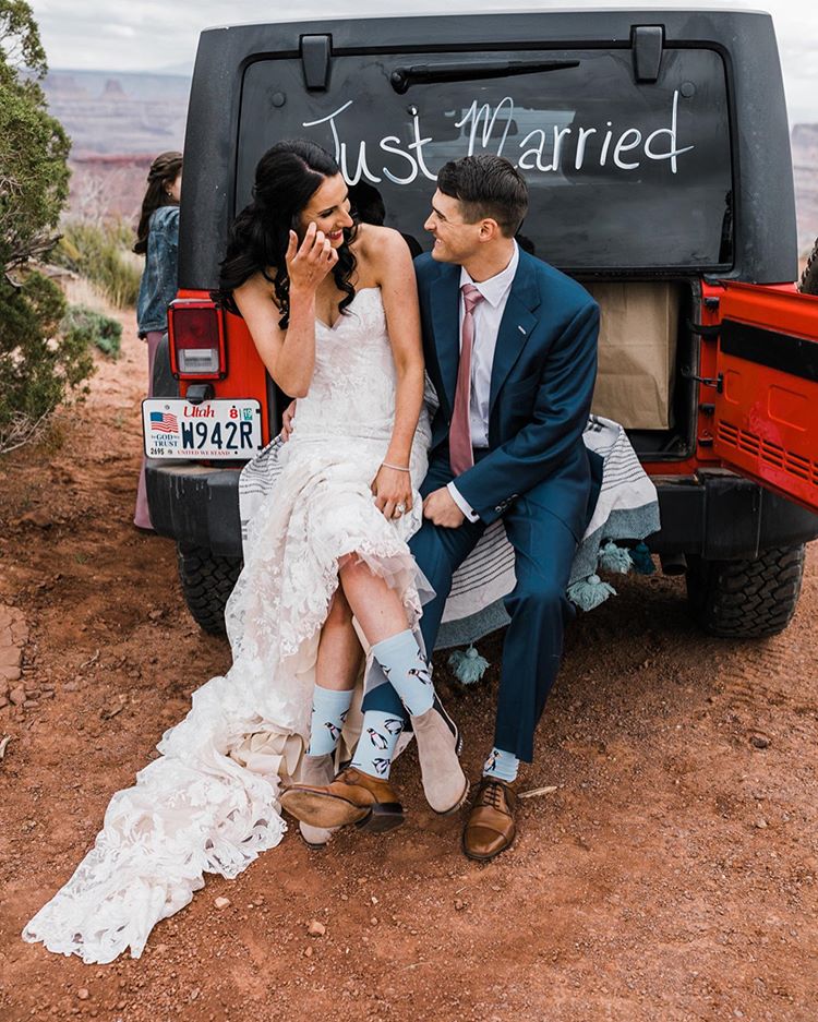 Неформальные свадебные образы оригинальные наряды для