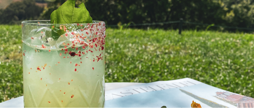 Как приготовить освежающий летний коктейль