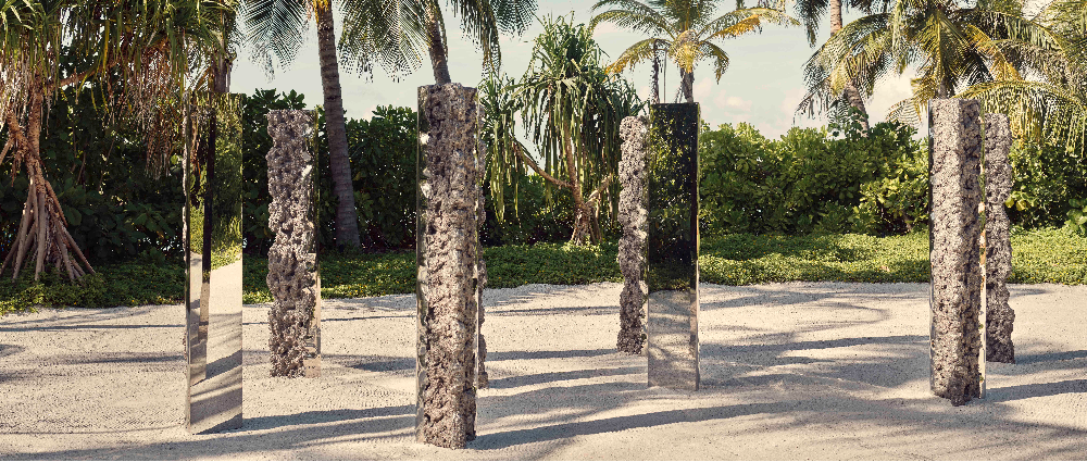 Иммерсивные экспонаты: в отеле Patina Maldives, Fari Islands