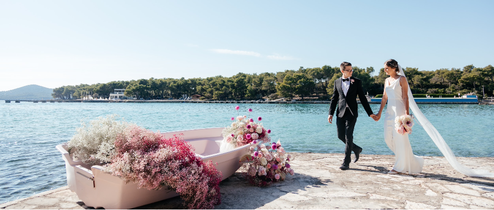 Объединение двух культур: свадьба на побережье в Хорватии