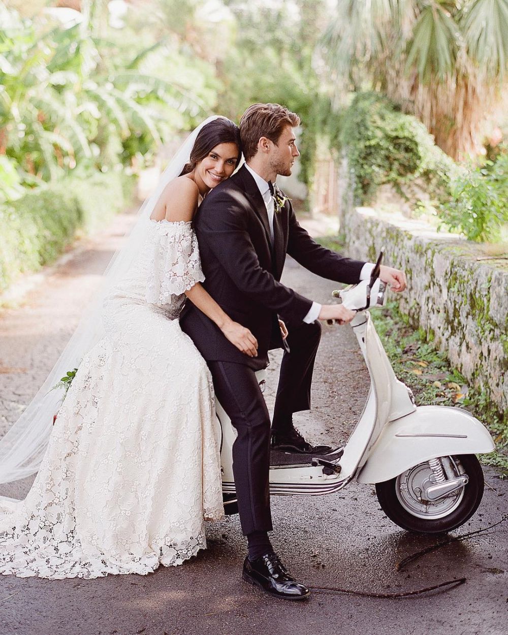 16 Best Film Wedding Photographers of 2023