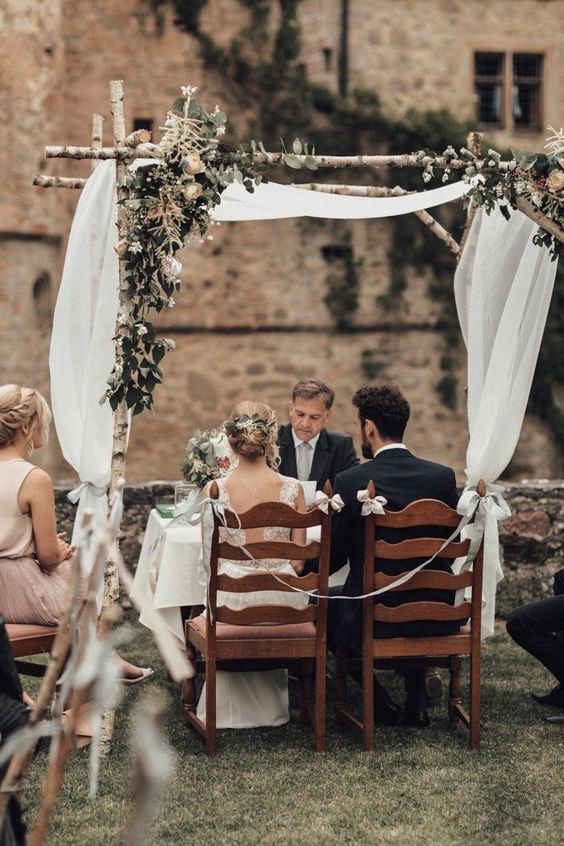 Traditional ceremony moment from this couple at their European castle wedding  | Image by Melli & Shayne  #elegantwedding #wedding #weddinginspiration #weddinginspo #castlewedding #europeanwedding #bride #bridalinspiration #groom #groominspiration #coupleportrait #weddingportrait #ceremony #weddingceremony #ceremonydecor #weddingdecor