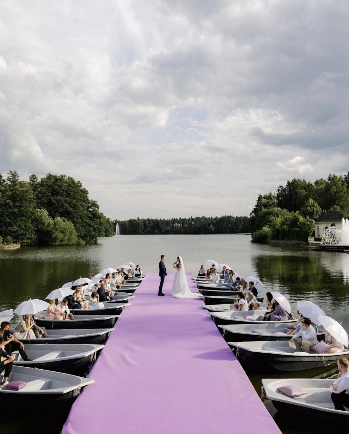 Свадьба в стиле Jacquemus, Shapoval Production. Фото: