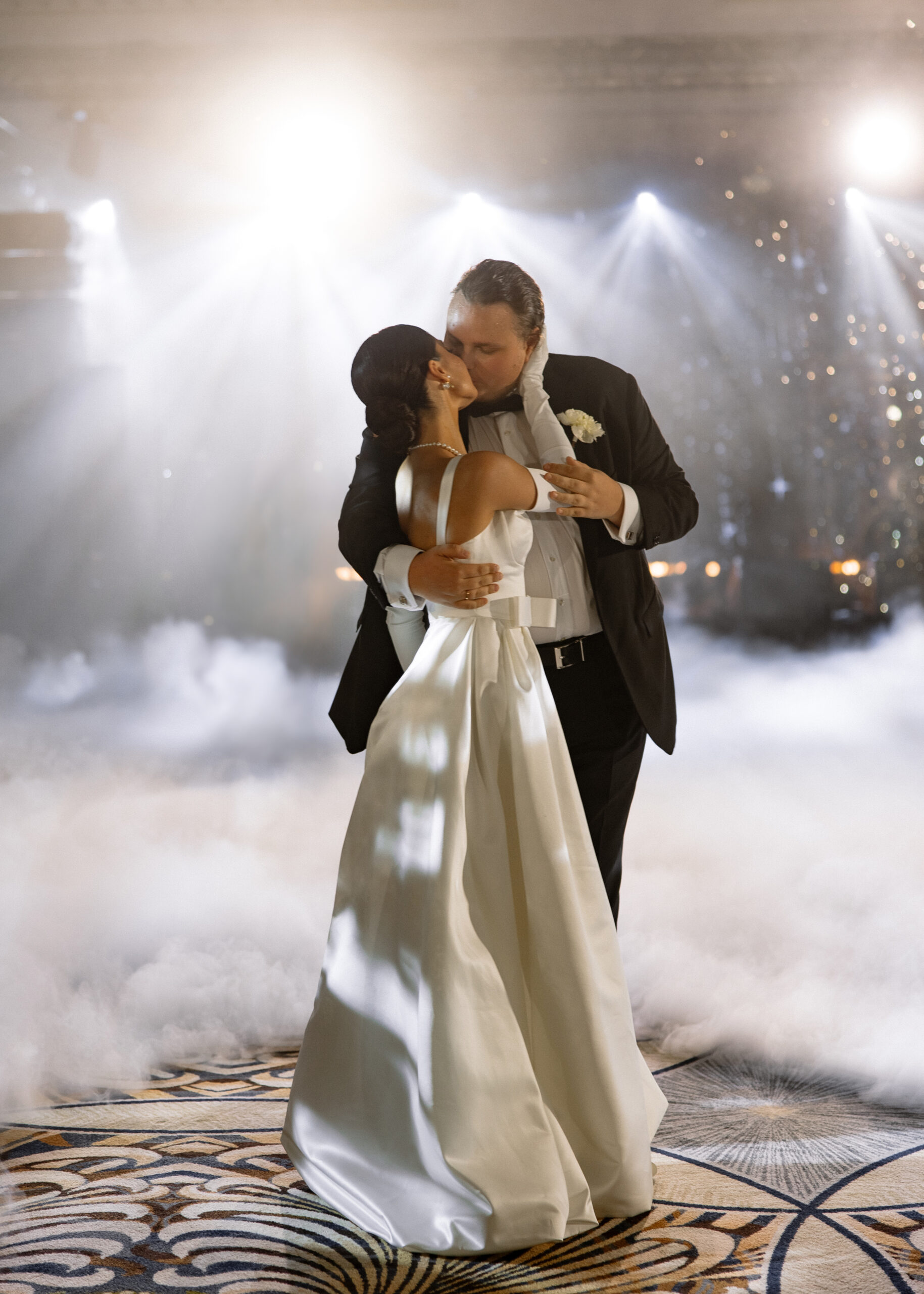 Свадьба Алексея и Тамары, организованная Russian Wedding Group в отеле The Carlton