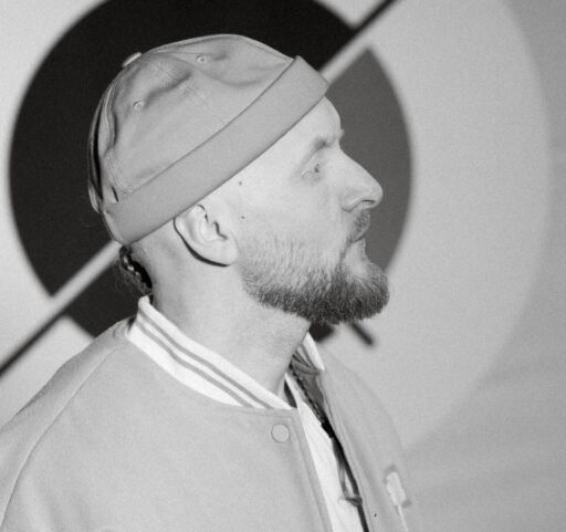 Петр ЗахаровЭксперт с 23-летним стажем в event-индустрии; организатор OSPY CONF, руководитель сообщества ивент-специалистов OSPY.